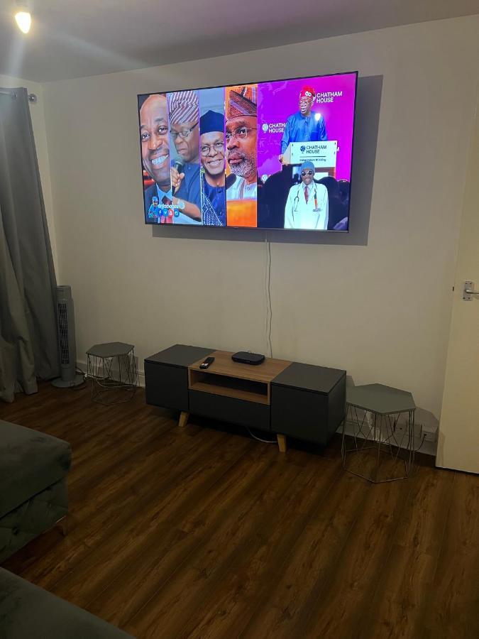 Accu Care Apartment 런던 외부 사진